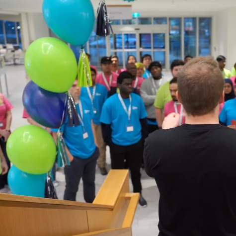 Tassel Floating Archway